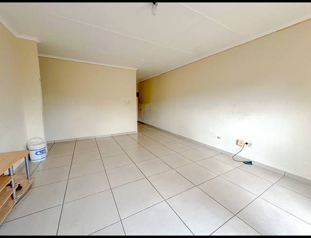 2 BEDROOM APARTMENT FOR SALE IN FAIRVIEW